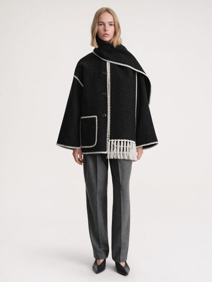 Anna - Eleganter City-Mantel mit Kontrastdetails