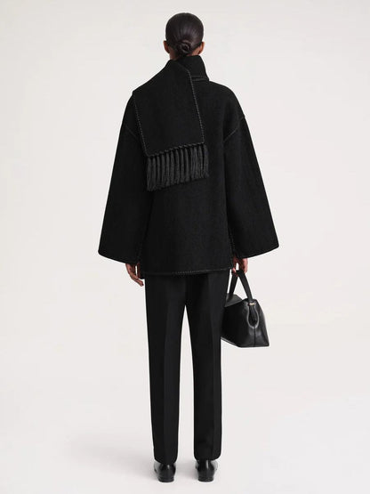 Anna - Eleganter City-Mantel mit Kontrastdetails