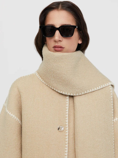 Anna - Eleganter City-Mantel mit Kontrastdetails