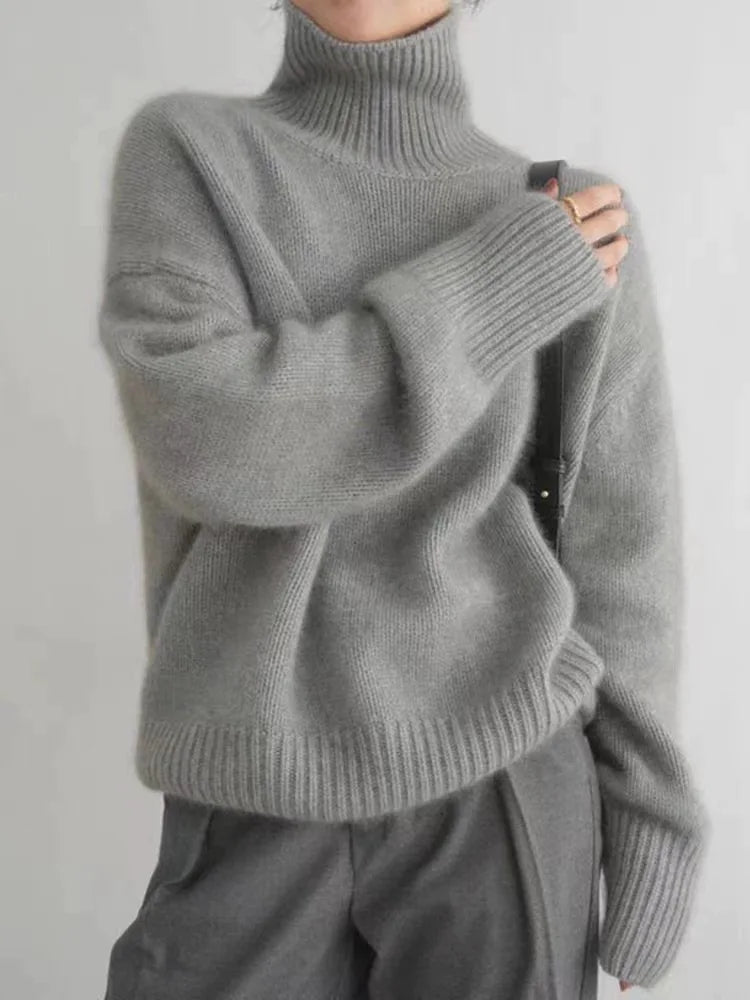 Isabella – Kuscheliger Pullover mit hohem Kragen
