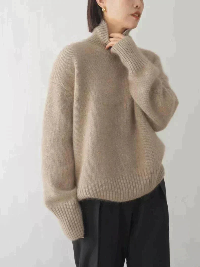 Isabella – Kuscheliger Pullover mit hohem Kragen