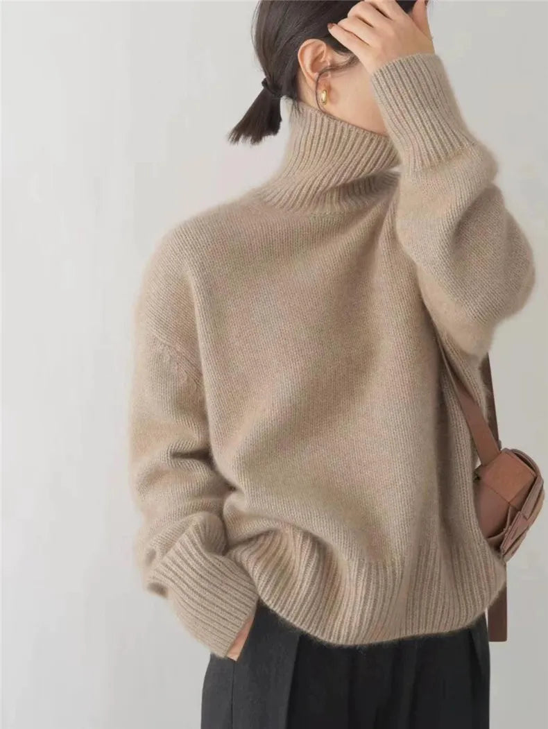 Isabella – Kuscheliger Pullover mit hohem Kragen